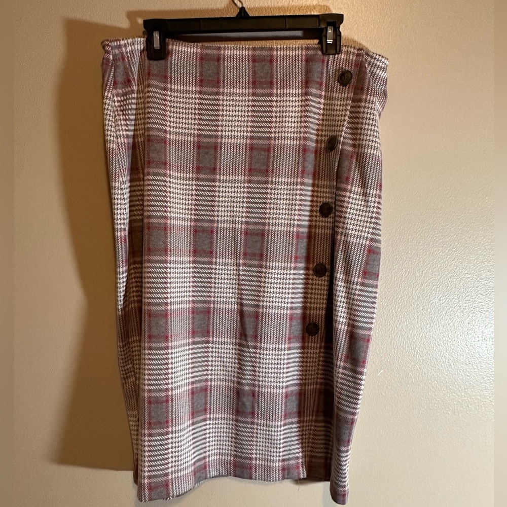 Pink and grey plaid skirt,  28” long.